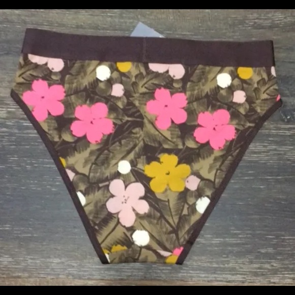 Aerie high waisted panties - Picture 2 of 4